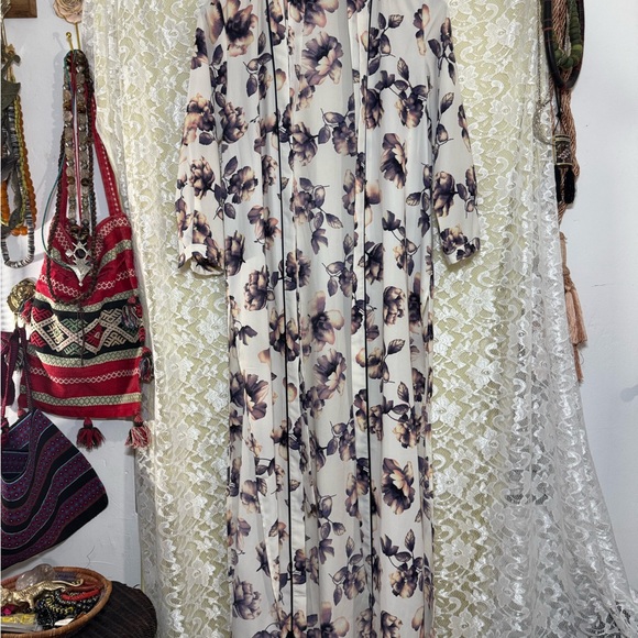 Purple floral duster jacket belt small like new side slits tts - Picture 1 of 17